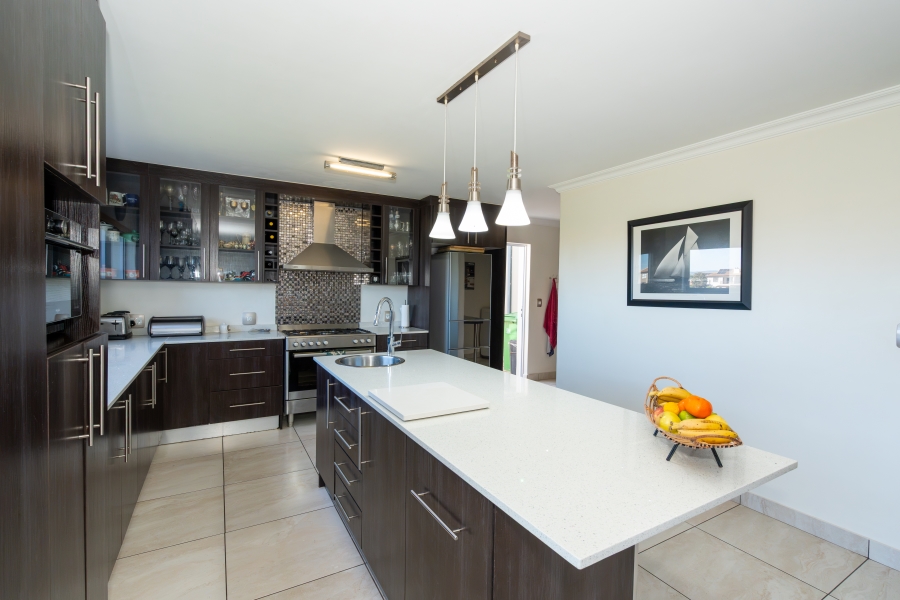 4 Bedroom Property for Sale in Sunset Estate Western Cape